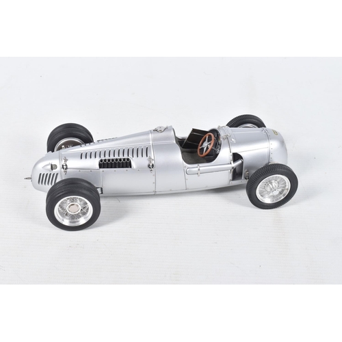 32 - A  BOXED CMC AUTO UNION TYPC, 1936/37 BERGRENNER SCALE 1:18 MODEL VEHICLE, numbered M-053, painted w... 