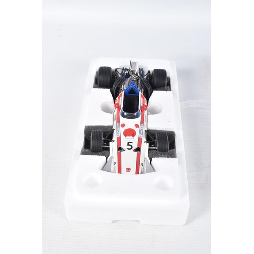 45 - TWO BOXED EBBRO HONDA RA273 F1 1966 ITALIAN GRANDPRIX AND HONDA F1 RA301 1968 MEXICO GP BOTH SCALE 1... 