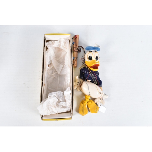 84 - A QUANTITY OF BOXED WALT DISNEY CHARACTER PELHAM PUPPETS, boxed Donald Duck and boxed Mickey Mouse, ... 