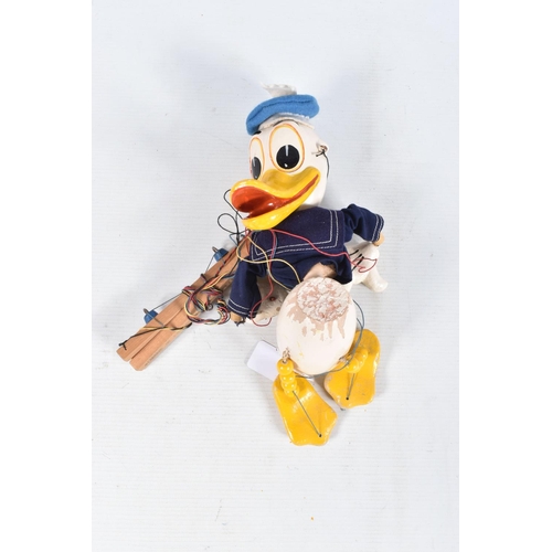 84 - A QUANTITY OF BOXED WALT DISNEY CHARACTER PELHAM PUPPETS, boxed Donald Duck and boxed Mickey Mouse, ... 