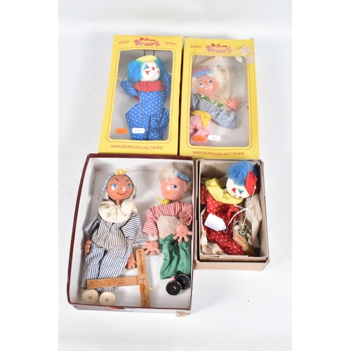 90 - FIVE BOXED PELHAM JUNIOR PUPPETS, Andy Pandy, 2 x JC7 Clowns in different colour outfits and 2 x Boy... 