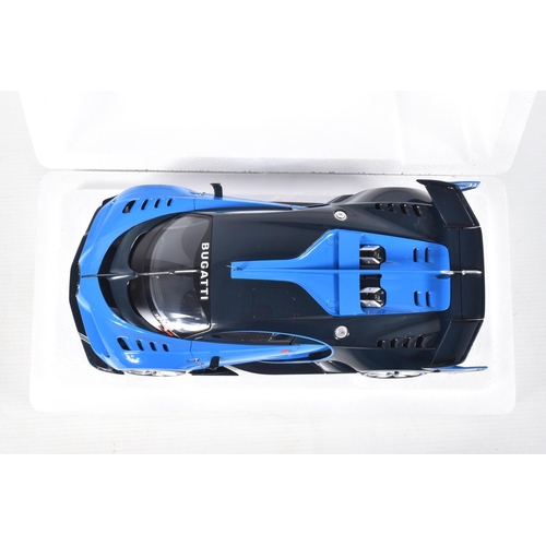 121 - A BOXED AUTOART BUGATTI VISION GRAN TURISMO 1:18 MODEL VEHICLE, numbered 70986, in Bugatti light blu... 