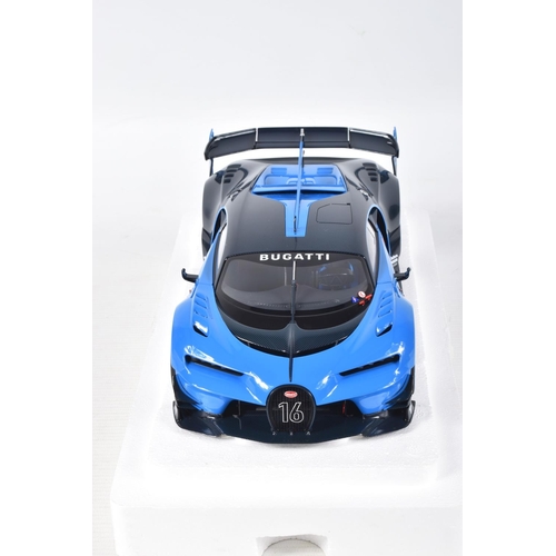 121 - A BOXED AUTOART BUGATTI VISION GRAN TURISMO 1:18 MODEL VEHICLE, numbered 70986, in Bugatti light blu... 