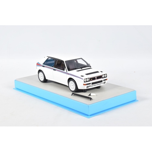 124 - A BOXED LIMITED EDITION LS COLLECTIBLES LANCIA DELTA EVO MARTINI 5 1993 1:18 MODEL VEHICLE, numbered... 