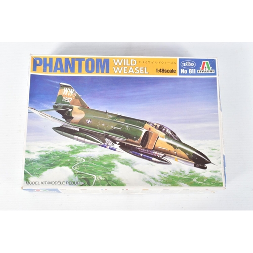 135 - FIVE BOXED UNBUILT ITALERIA MILITARY AIRCRAFT MODELS, the first a Hunter F. MK. 6/9 1:48 scale no. 2... 