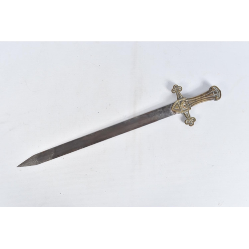 245 - A VICTORIAN ERA BANDMANS SHORT SWORD, this features a double edged blade with a cast brass hilt, the... 