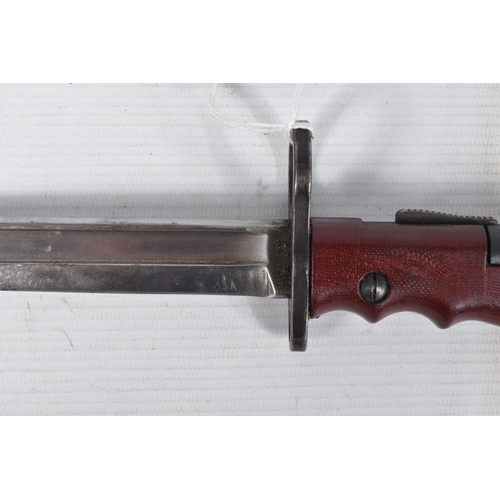 249 - A SCARCE BRITISH NUMBER 7 BAYONET, one side of the blade is marked no 7 MKL and the other side is ma... 