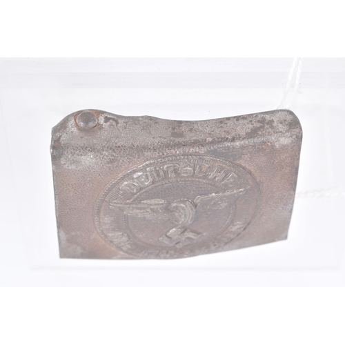 253 - A WWII ERA THIRD REICH GERMANY DEUTSCHE REICHSBAHN BELT BUCKLE, this has no visible makers mark and ... 