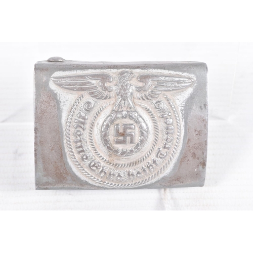 254 - A THIRD REICH GERMANY WAFFEN BELT BUCKLE, it is in good condition and is one piece construction, the... 