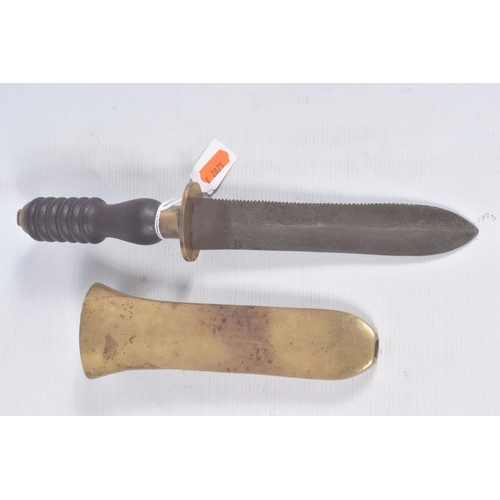 268 - A SIEBE GORMAN DIVERS KNIFE, the blade is clearly marked Siebe Gorman and Co and features a double e... 