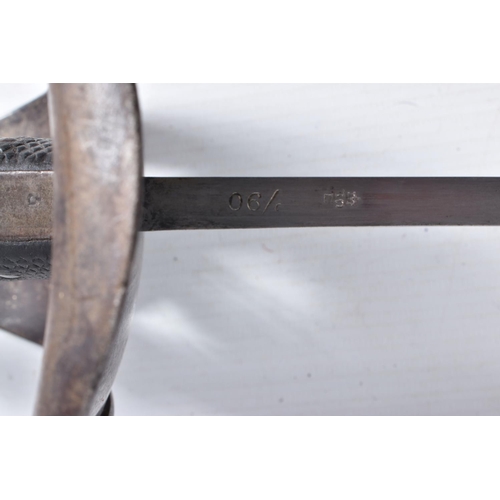 274 - A BRITISH 1890 CAVALRY TROOPERS SWORD MARKED EFD, one side of the blade has two crowns and both have... 