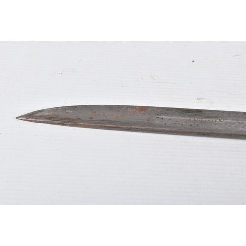 287 - A WWI UNITED STATES 1917 REMINGTON BAYONET, this has a ribbed wooden grip and the blade has clear ma... 