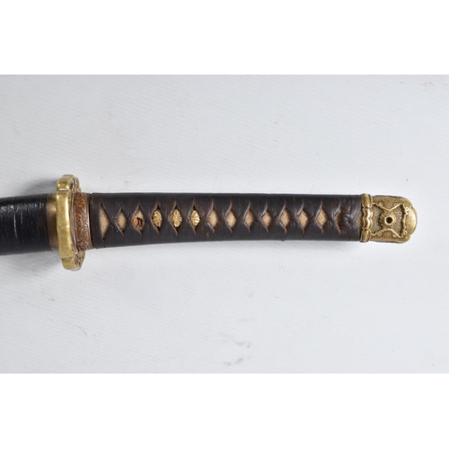 325 - A JAPANESE KATANA SWORD, officers sword, approximate 71cm long curved steel blade, to overall length... 