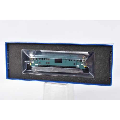 167 - A BOXED DAPOL OO GAUGE CLASS 22 NORTH BRITISH LOCOMOTIVE, No.D6318, B.R blue livery, Split Headcode ... 