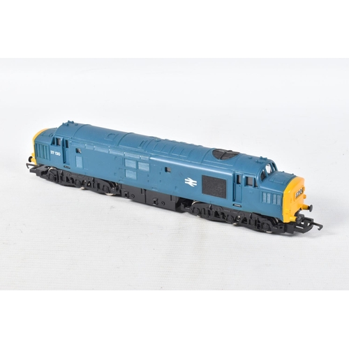 197 - A QUANTITY OF BOXED AND UNBOXED OO GAUGE LOCOMOTIVES, boxed Hornby class 0F Pug No.4, Huntley & Palm... 