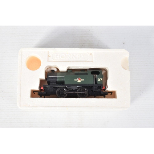 211 - FIVE BOXED OO GAUGE LOCOMOTIVES Hornby A4 class 'Seagull' No.4902, L.N.E.R. blue livery (R372), Horn... 