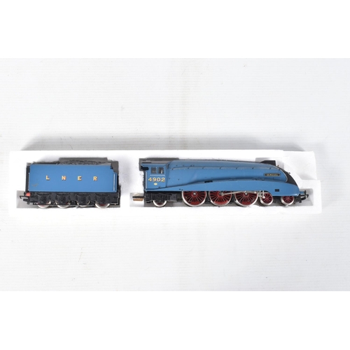 211 - FIVE BOXED OO GAUGE LOCOMOTIVES Hornby A4 class 'Seagull' No.4902, L.N.E.R. blue livery (R372), Horn... 