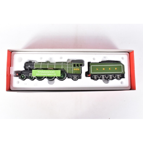 220 - A BOXED CORGI CLASSICS 1/50 SCALE CLASS A3 LOCOMOTIVE AND TENDER, 'Flying Scotsman' No.4472, L.N.E.R... 