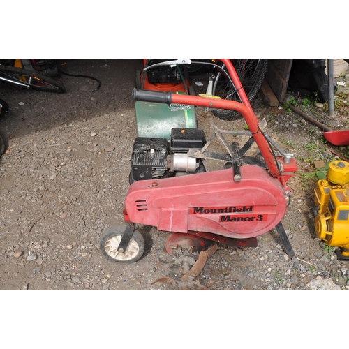 1034 - A MOUNTFIELD MANOR 3 with a Briggs and Stratton 3 hp engine (engine pulls freely but hasn't started)