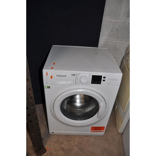 1155 - A HOTPOINT LB2006C WASHING MACHINE width 60cm x depth 55cm x height 84cm (PAT pass, powers up, spin ... 