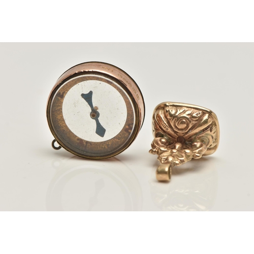 91 - TWO 9CT GOLD ITEMS, to include an agate set fob with scrolling detail, with gold hallmark, together ... 