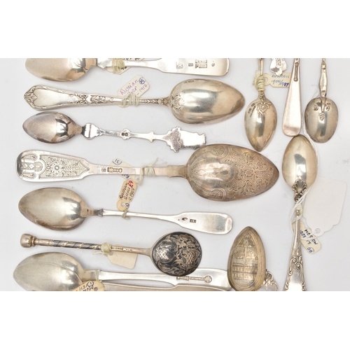 181 - A BAG OF LATE 19TH AND 20TH CENTURY RUSSIAN SILVER AND WHITE METAL SPOONS, various patterns and desi... 