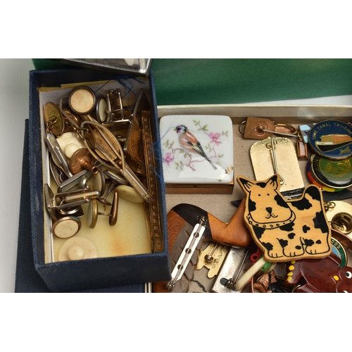 227 - A BOX OF ASSORTED COSTUME JEWELLERY AND BOXES, to include a wooden canteen box containing costume je... 