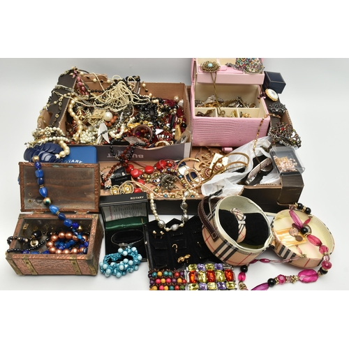 228 - A BOX OF COSTUME JEWELLERY, to include necklaces, bracelets, earrings, brooches, watches, including ... 