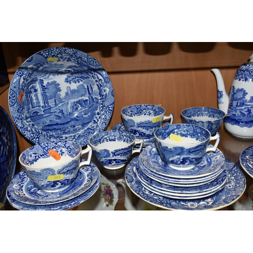 384 - A QUANTITY OF COPELAND SPODE'S ITALIAN DESIGN TEAWARE, comprising a sandwich plate, coffee pot (regl... 