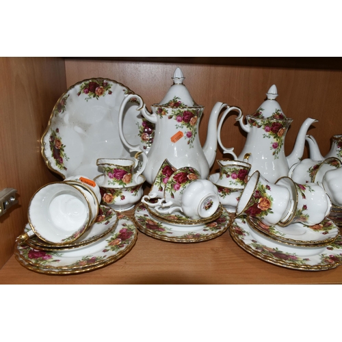 426 - A FORTY EIGHT PIECE ROYAL ALBERT OLD COUNTRY ROSES TEA AND COFFEE SET, comprising a teapot, two coff... 