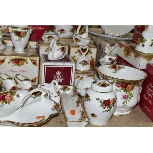 447 - A LARGE QUANTITY OF BOXED ROYAL ALBERT 'OLD COUNTRY ROSES' PATTERN GIFTWARE, comprising a wall clock... 