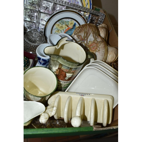 527 - A BOX AND LOOSE CERAMICS, GLASS AND SUNDRY ITEMS, to include five Doulton Burslem shaped plates deco... 