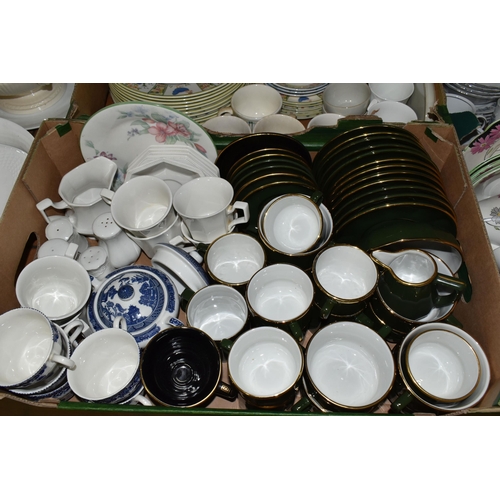 580 - FOUR BOXES OF TEA AND DINNERWARE, comprising a large quantity of green and gold French Apilco porcel... 