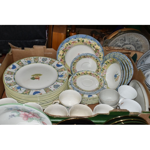 580 - FOUR BOXES OF TEA AND DINNERWARE, comprising a large quantity of green and gold French Apilco porcel... 