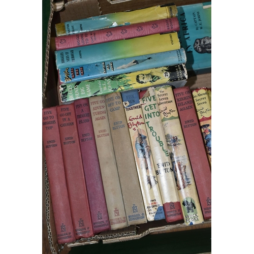 645 - A BOX CONTAINING TWENTY-FIVE BOOKS in hardback format comprising seventeen Enid Blyton stories, incl... 