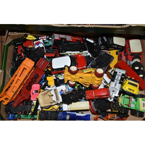 649 - A QUANTITY OF UNBOXED AND ASSORTED PLAYWORN MODERN DIECAST VEHICLES, Corgi, Burgao, Lledo, Majorette... 