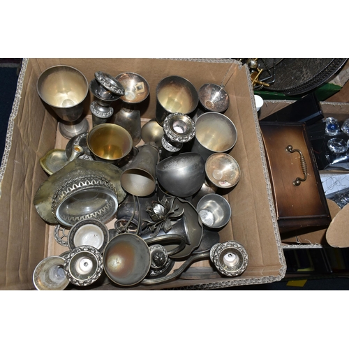 692 - SIX BOXES OF METALWARE AND MISCELLANEOUS SUNDRIES, to include silverplate tea set, candelabra, mante... 