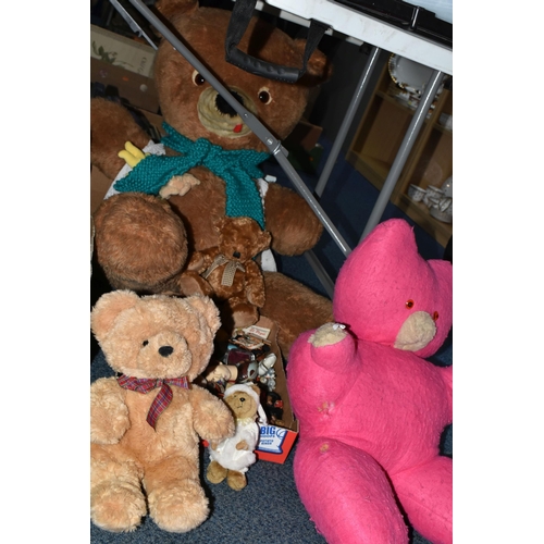 693 - A LARGE NYLON PLUSH TEDDY BEAR, with a quantity of other assorted bears, including Russ Berrie, coll... 