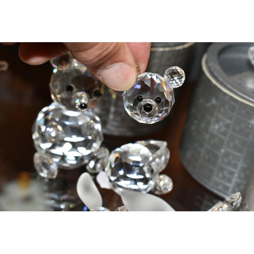 375 - A GROUP OF SWAROVSKI CRYSTAL 'WOODLAND FRIENDS' COLLECTION FIGURES, comprising boxed Large 010022 Ow... 