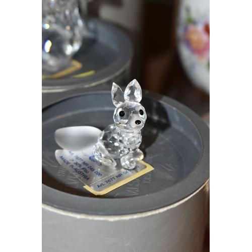 375 - A GROUP OF SWAROVSKI CRYSTAL 'WOODLAND FRIENDS' COLLECTION FIGURES, comprising boxed Large 010022 Ow... 