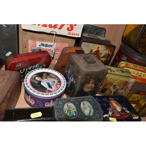 465 - A COLLECTION OF VINTAGE ADVERTISING TINS AND BOXES, assorted Tobacco, Biscuit and Toffee tins, examp... 