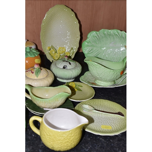 467 - A QUANTITY OF CARLTON WARE AND SIMILAR, comprising a Sylvac 582 marmalade pot, a Beswick 207-2 prese... 