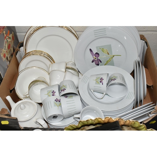 519 - THREE BOXES AND LOOSE CERAMICS AND SUNDRY ITEMS, to include a boxed set of six Royal Albert by Monog... 