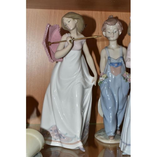 329 - SIX LLADRO COLLECTORS SOCIETY FIGURES, limited editions, comprising Pocket Full Of Wishes no 7650, s... 