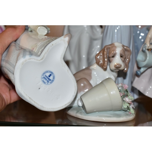 329 - SIX LLADRO COLLECTORS SOCIETY FIGURES, limited editions, comprising Pocket Full Of Wishes no 7650, s... 