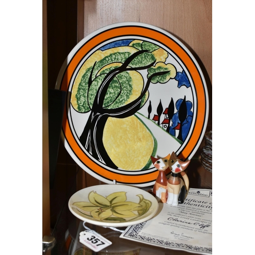 357 - A MOORCROFT POTTERY PIN DISH, A WEDGWOOD FOR BRADFORD EXCHANGE LIMITED EDITION 'MAY AVENUE' PLATE AN... 