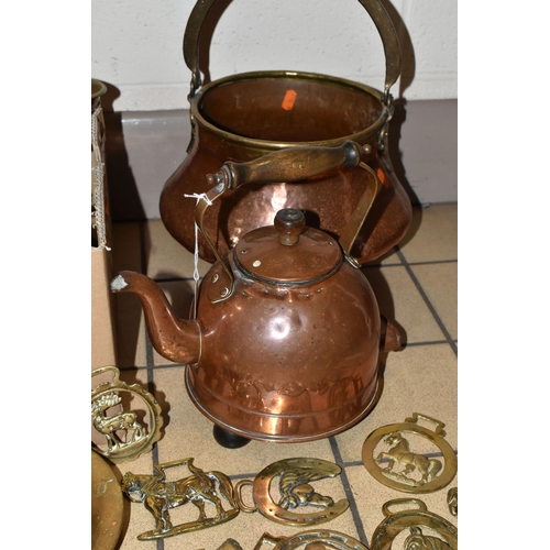 360 - A BOX AND LOOSE OF METALWARE, ETC, including an electric copper kettle, a Middle Eastern copper and ... 