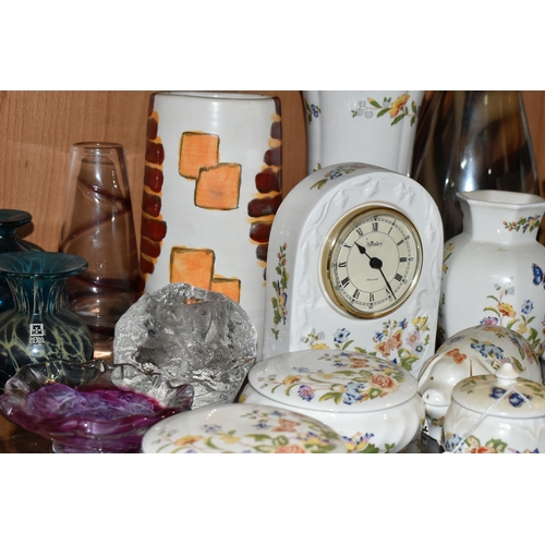 365 - A GROUP OF AYNSLEY 'COTTAGE GARDEN' GIFTWARE AND MDINA STUDIO GLASS, comprising a studio pottery Tra... 