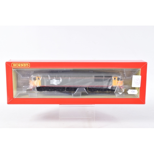 223 - A BOXED HORNBY RAILWAYS OO GAUGE CLASS 56 LOCOMOTIVE, No.56 108, Railfreight grey livery (R3473), ap... 