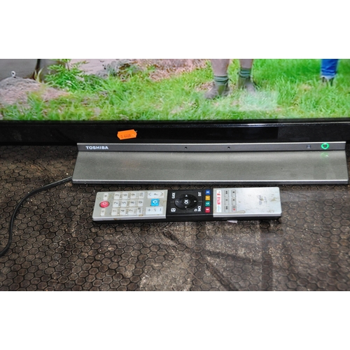 1063 - A TOSHIBA 32WK3C63DB 32in SMART TV with remote (PAT pass and working)